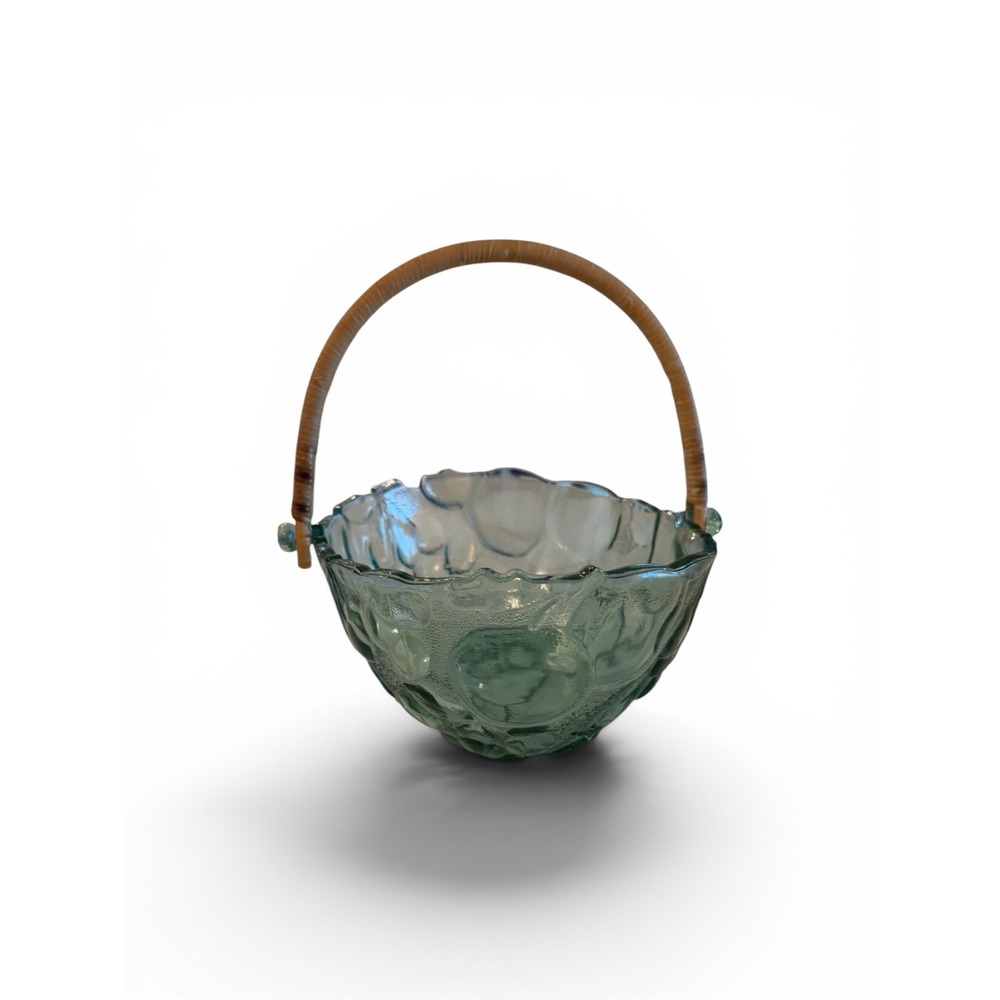 Vintage Libby Green Glass Fruit Basket with Wicker Handle Scalloped Rim 10 - Picture 2 of 6